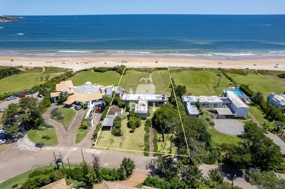 Venta Terreno En Primera Línea Al Mar En Punta Ballena, Solana - Ref : Pbi14304