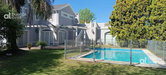 Casa 5 Ambientes Con Piscina - Barrio Solar Del Bosque - Ezeiza