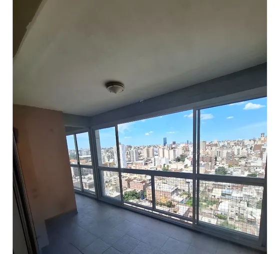 Alquiler!!! Oportunidad: 3 Dormitorios + 2 Baños + Cochera + Balcón + Estudio - Torre Alas - B° Alberdi - Córdoba