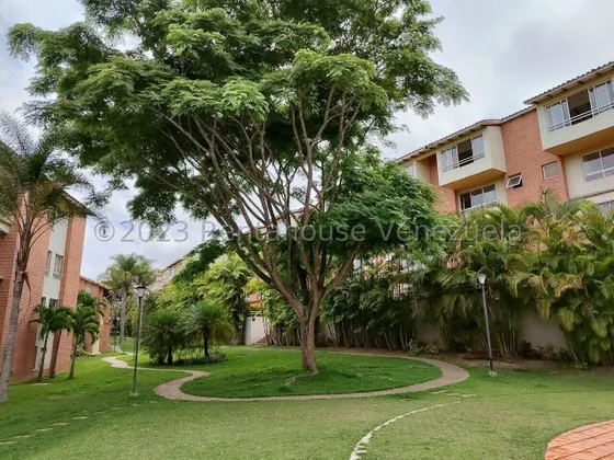 Apartamento Dúplex Con Gran Terraza En Venta En Loma Linda      25-10709   As