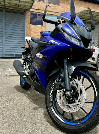 Yamaha R15 V3 Modelo 2020. Soat Y Tecnomecanica Vigentes