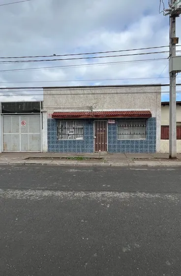 Casa En Venta De 4 Dorm. En Recoleta