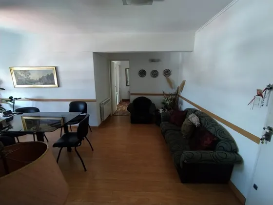 Departamento En Venta 3 Ambientes Reciclado A La Calle, Zona Chauvin, Mar Del Plata.