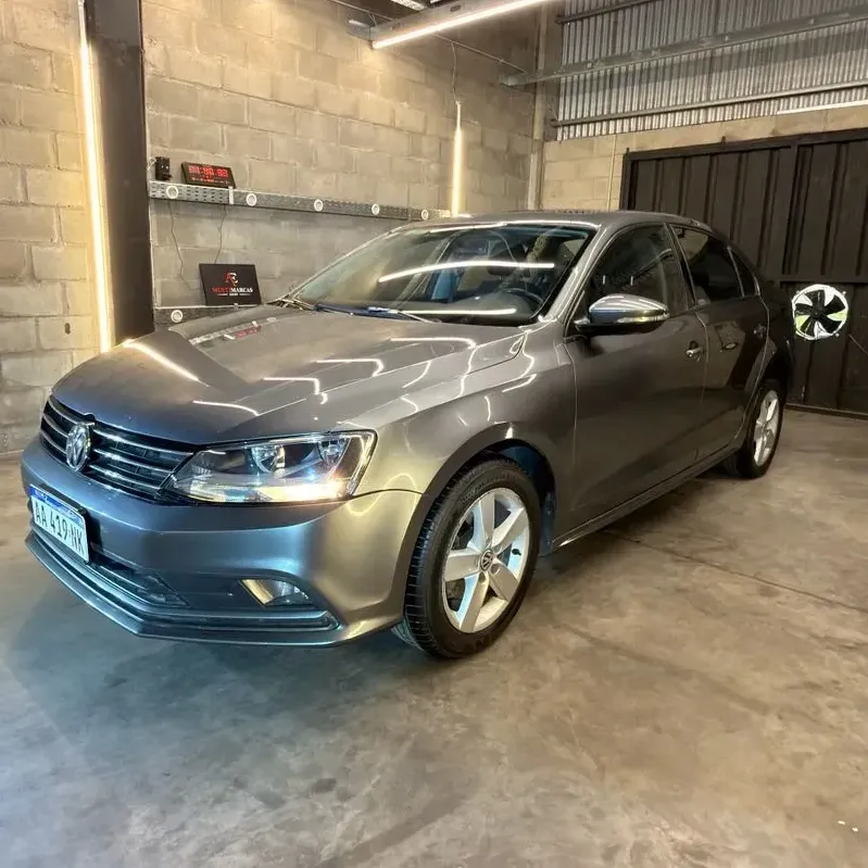 Volkswagen Vento 2.5 Advance Plus 170cv Tiptronic