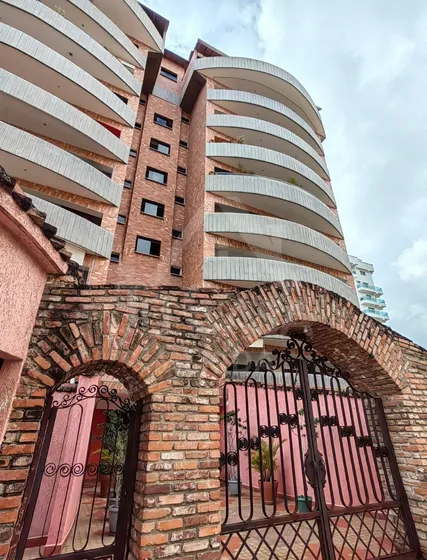 Apartamento Residencias Puerta De Hierro