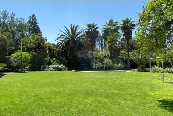 Arriendo Espectacular Casa En Chicureo