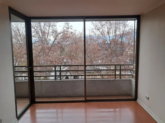 Departamento En Arriendo De 2 Dorm. En Providencia