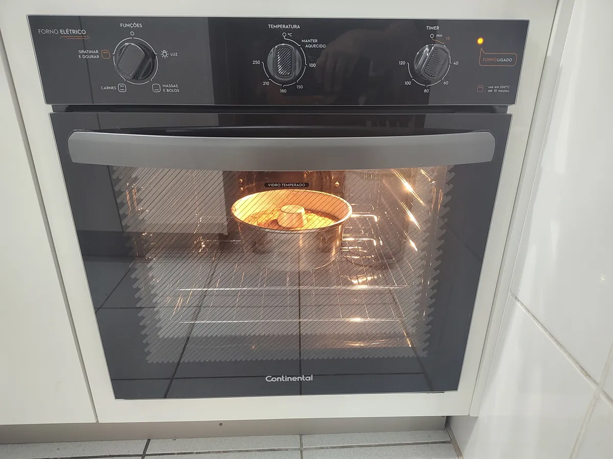 Forno de Embutir Elétrico Continental OC8EM 80L com TOPLimpaFácil Cor Preto