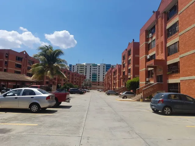 Estela Montilla Alquila Apartamento En Tazajal, Naguanagua