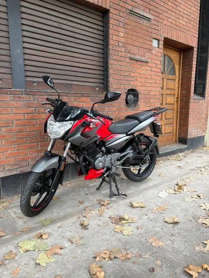 Rouser Ns 125