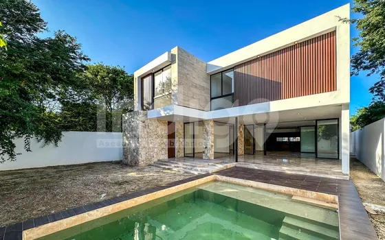 Casa En Venta En Mérida En Privada Nortemérida, Komchén