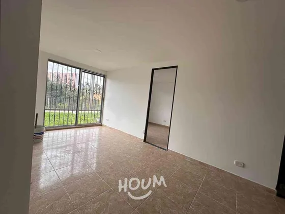 Apartamento En Alto Del Medio. 4 Habitaciones, 45 M², Id: 148544