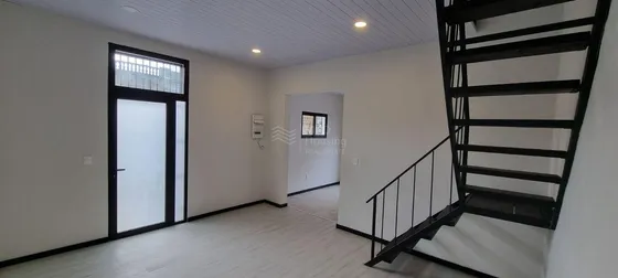Venta Apartamento Duplex, 2 Dormitorios, Acceso Independiente