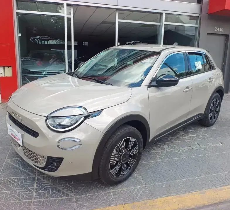 Fiat 600 Hybrid 1.2 E-DCT