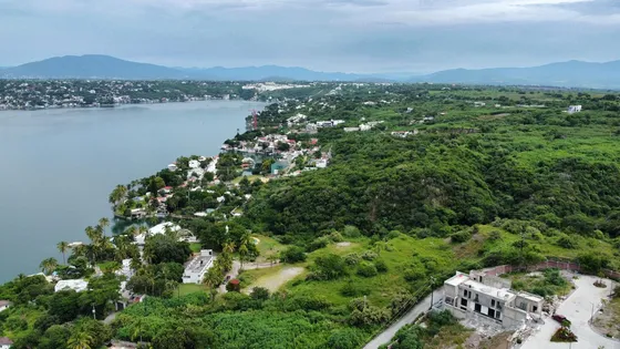 Terreno Con Vista Al Lago De Tequesquitengo
