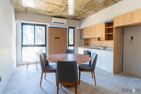 Alquiler Departamento 4 Ambientes Con Cocheras Y Pileta En Moreno
