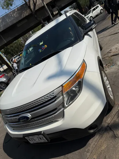Ford Explorer 3.5 Xlt V6 3er Asiento Sync 4x2 Mt