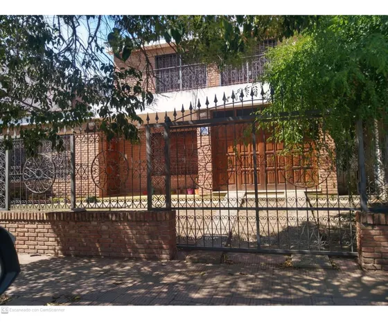 Venta Casa 3 Dorm Villa Cabrera Apto Bancor 