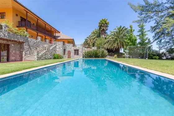 Casa En Venta En Lo Barnechea