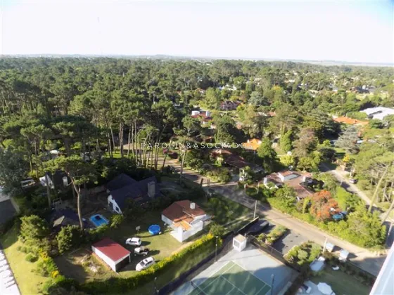 Apartamento En Venta En Edificio Bellagio, Punta Este.