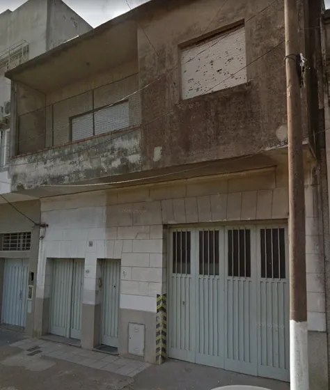 Liquido Por Remate ! Galpón + Vivienda En Santos Lugares