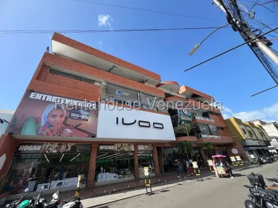 Oportunidad Se Vende Practico Local Comercial En El Estratégico Cc Galerías Plaza Zona Centro 27-830 Hc