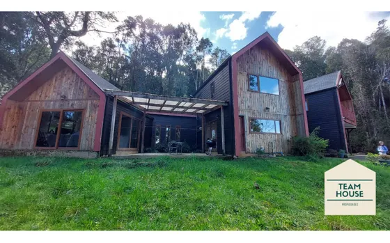 Gran Casa, Condominio Los Aromos