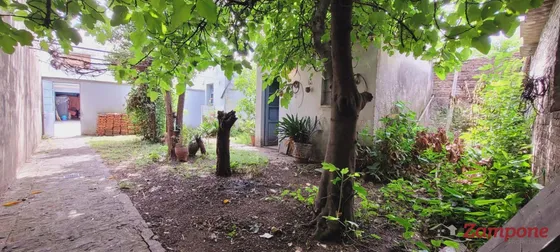 Venta De Casa 4 Ambientes A Modernizar Con Jardin Cochera Terraza Y Parrilla En Liniers