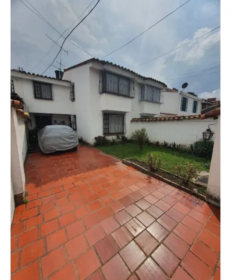 Espectacular Casa En Pontevedra Bogota
