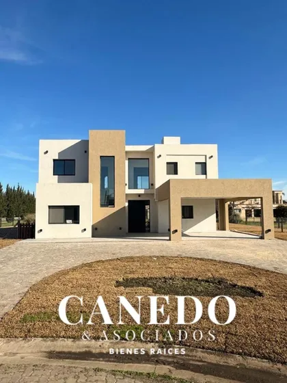Casa En  La Providencia 