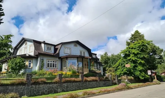 Hermoso Hotel En Venta A Pasos De Costanera Frutillar