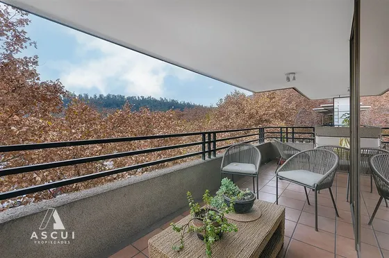 Departamento En Venta De 5 Dorm. En Vitacura