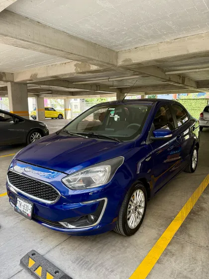 Ford Figo 1.5 Titanium Sedan At