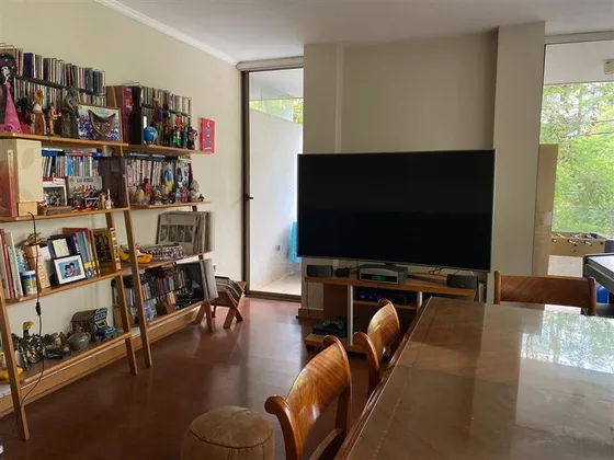 Departamento En Venta De 3 Dorm. Servicio En Vitacura