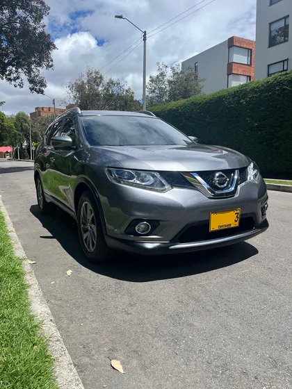 Nissan X-trail 2.5 Exclusive
