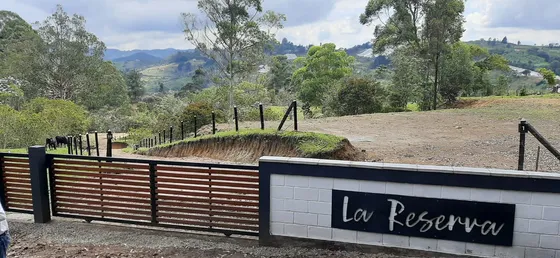 Lote En Parcelacion Marinilla De 6.400m2 Con Agua Y Energia