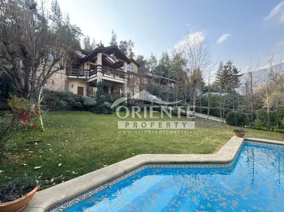 Estupenda Casa Familiar-condominio Inmejorable En El Arrayan