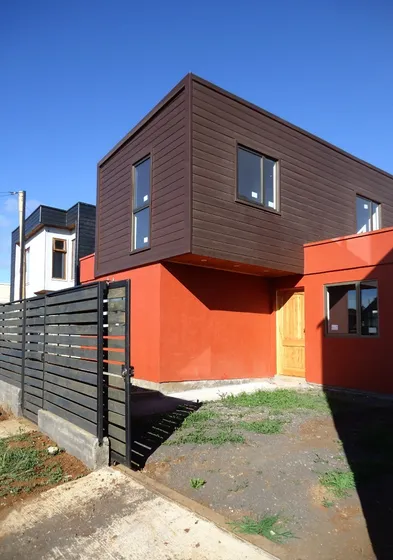 Casa Nueva En Tome 92 M² / Apta Para Crédito Hipotecario 
