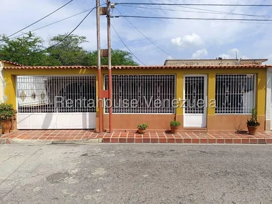 Casa En Venta Ubicada Urb. Valle Lindo Turmero 25-21502 Mfc