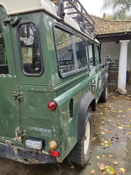 Land Rover Defender 2.5 110 Sw