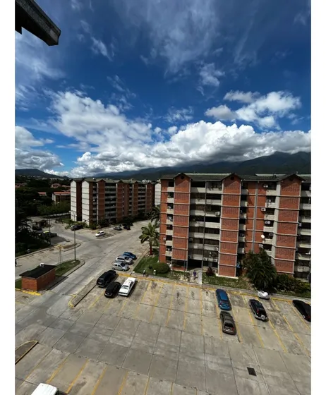 Apartamento En Venta El Fortin Guarenas 83 Mts2  3 Hab 2 Baños 2 P/e