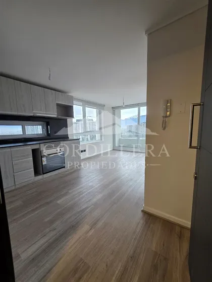 Departamento En Arriendo De 2 Dorm. En La Florida