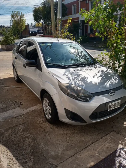 Ford Fiesta Max 1.6 Max Amb Plus