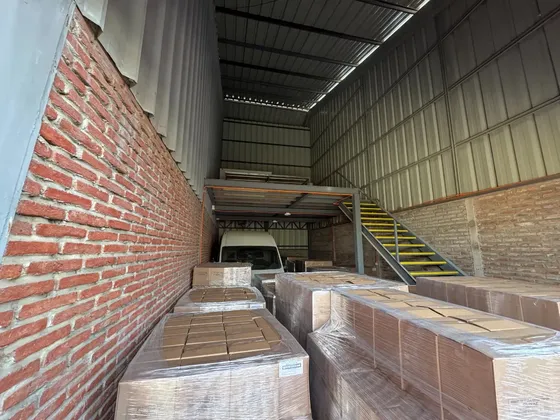 Bodega 185 M2 Utiles, Parque Lo Boza