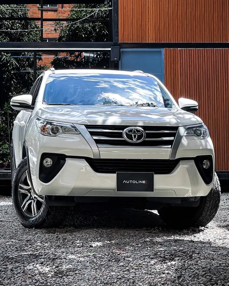 Toyota Fortuner Sw4
