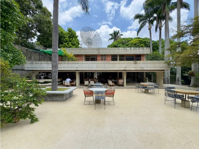 Alquilo Local Comercial 50m2 Los Chorros 2329