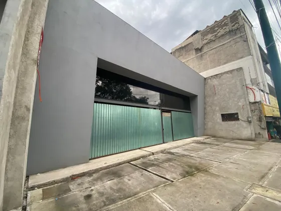 Local En Renta Sobre Av. Plutarco E. Calles