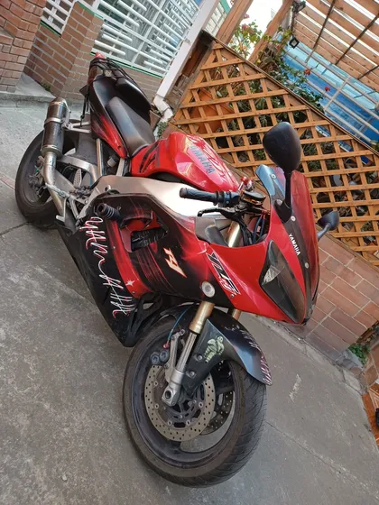Yamaha Yzf R1 1000 C C  2001