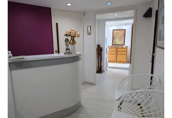 Alquilo Cubículo En Consultorio Odontologico Las Mercedes 8963