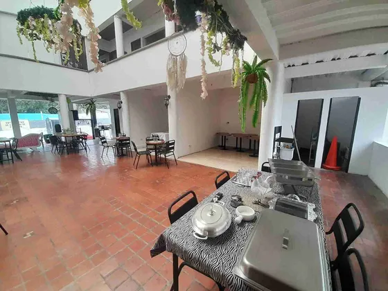 Edificio Comercial En Venta En Villamaria - Caldas (279057662).